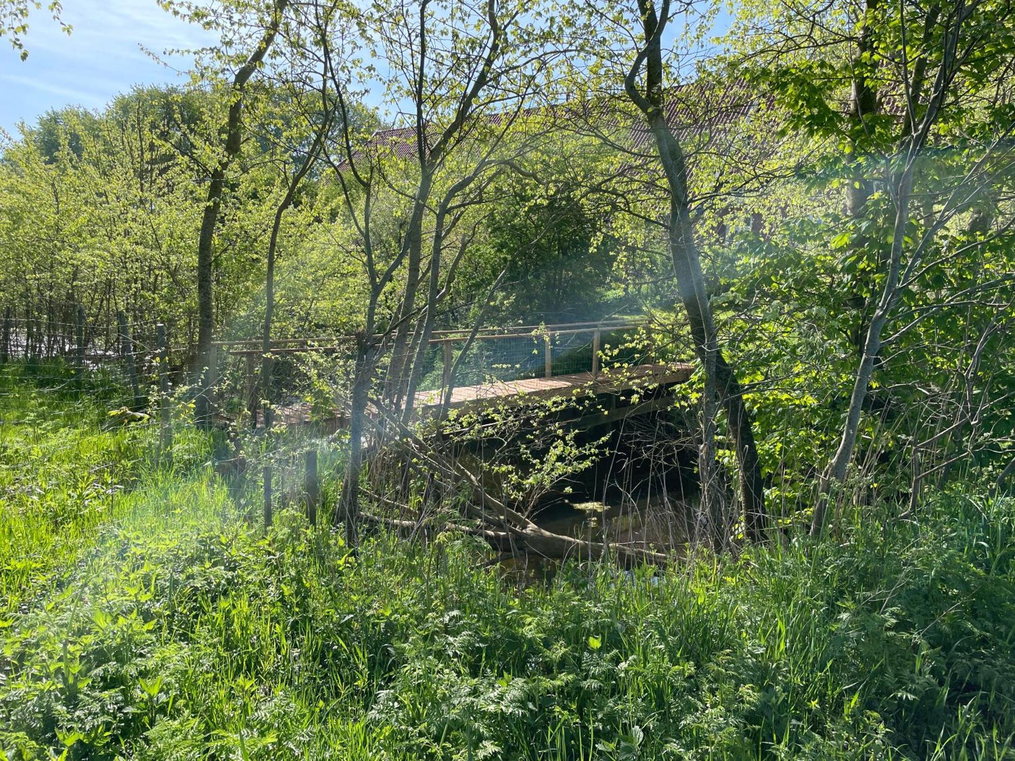 Krummhörn Ferienhof Spiegelhaus מראה חיצוני תמונה